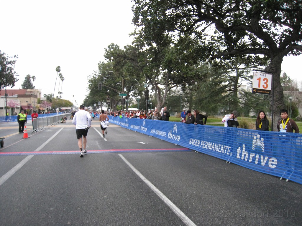 Pasadena Marathon California 2010-02 0630.jpg - The Pasadena California Marathon - 2010.